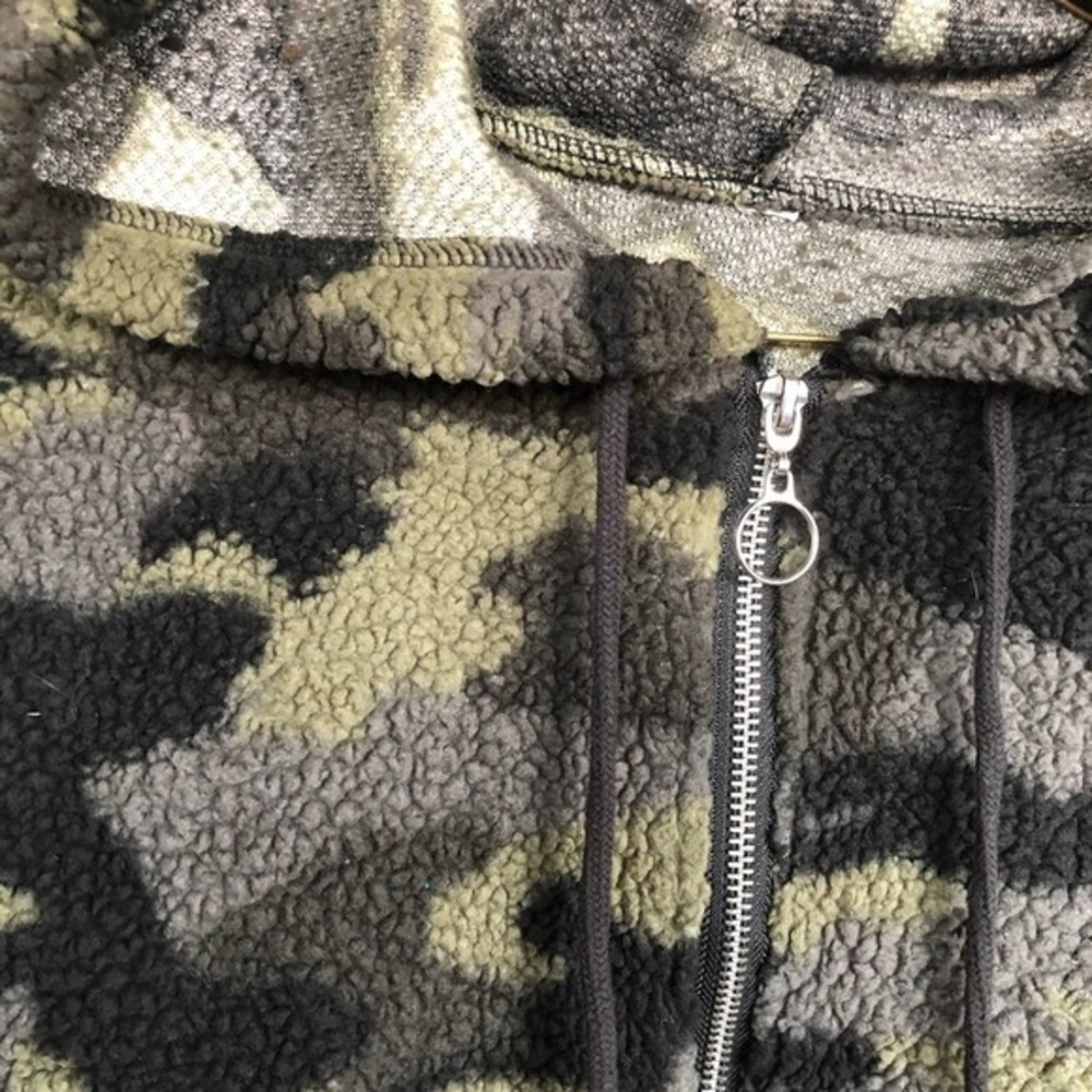 green camouflage faux sherpa‎ fuzzy quarter zip hooded long sleeve sweater - Picture 2 of 6
